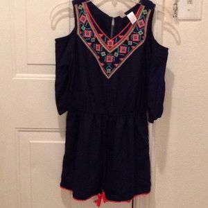Girls Preowned cold shoulder romper